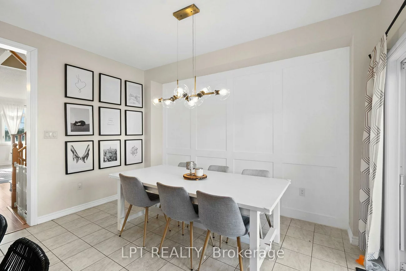 117, Taucar, Bradford, Bradford West Gwillimbury