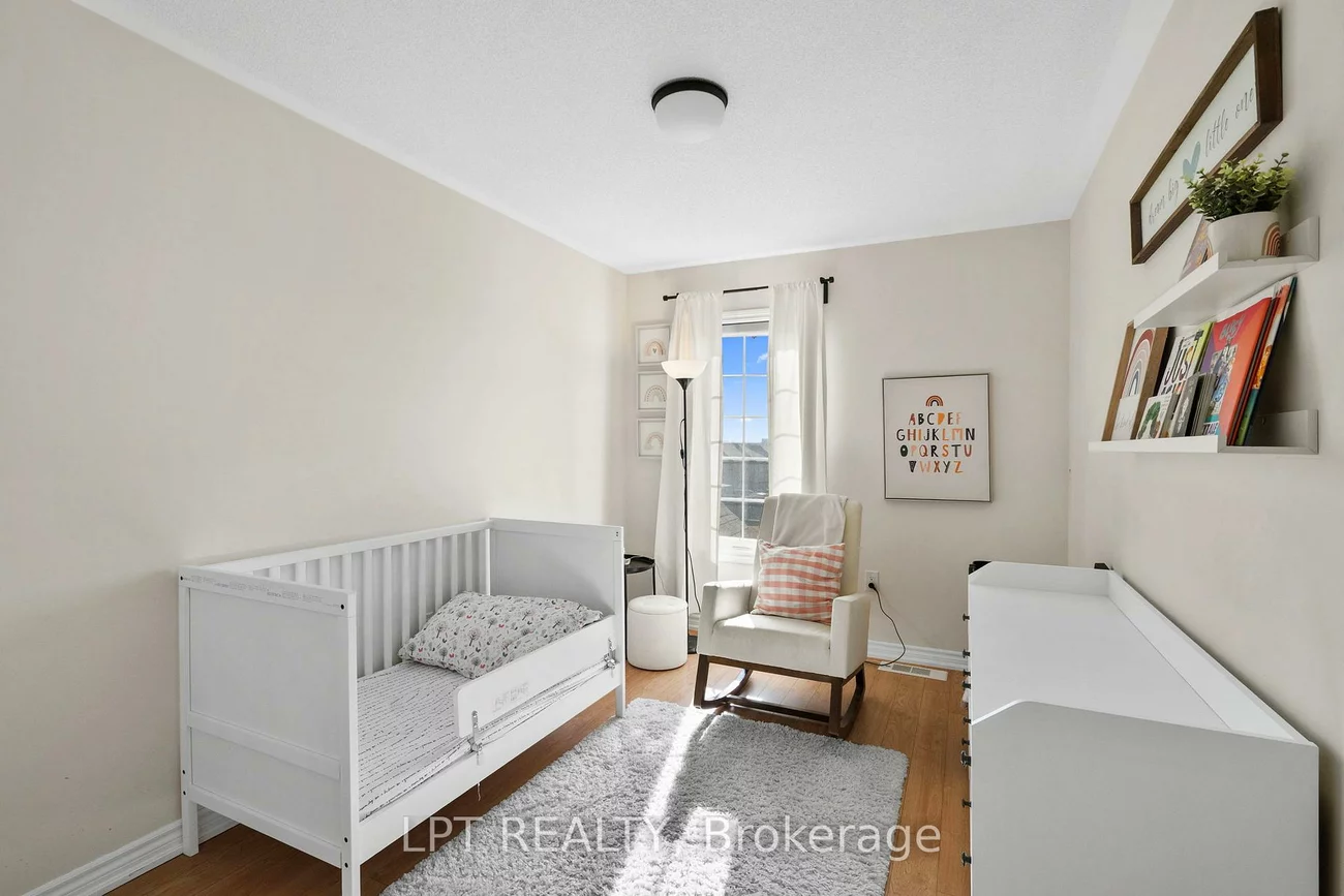 117, Taucar, Bradford, Bradford West Gwillimbury