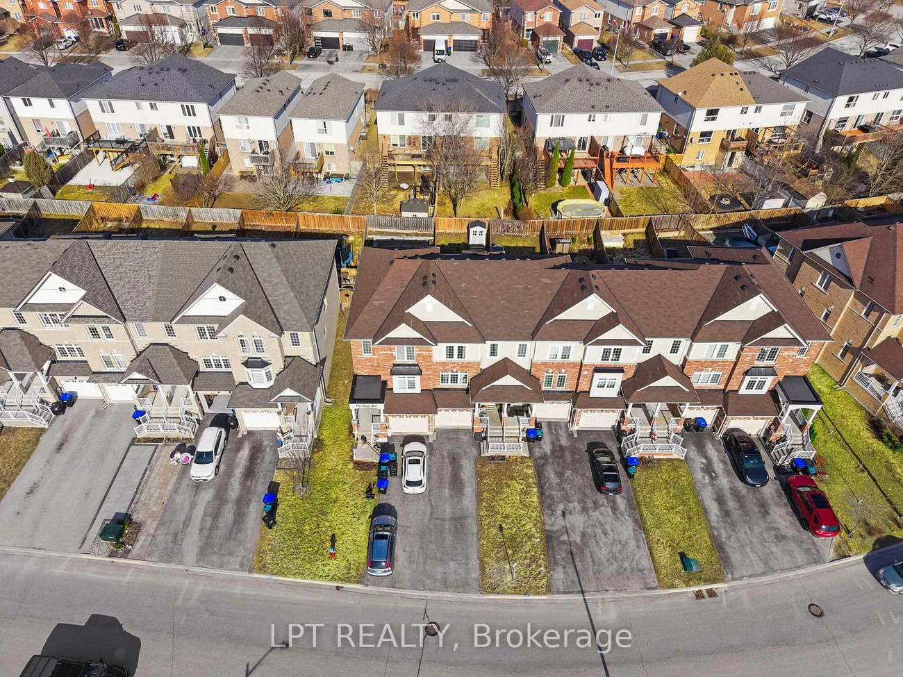 117, Taucar, Bradford, Bradford West Gwillimbury