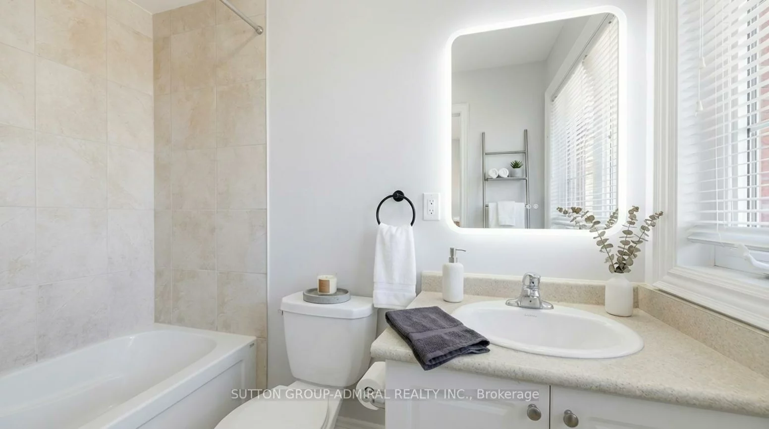 1, Citrine, Bradford, Bradford West Gwillimbury