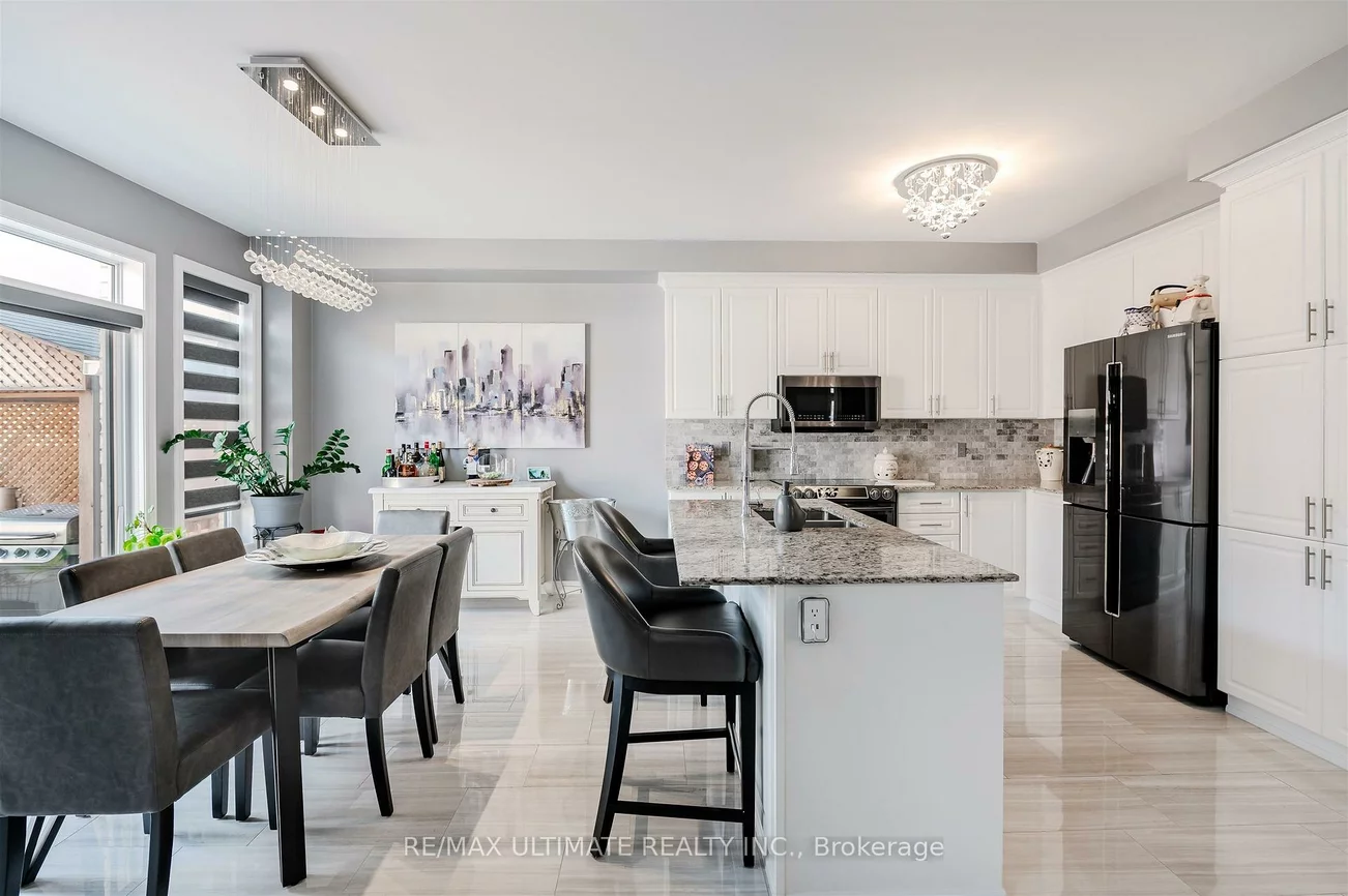 47, Lewis, Bradford, Bradford West Gwillimbury