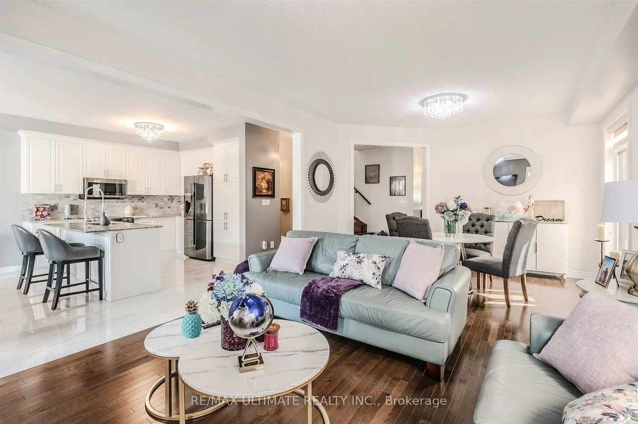 47, Lewis, Bradford, Bradford West Gwillimbury