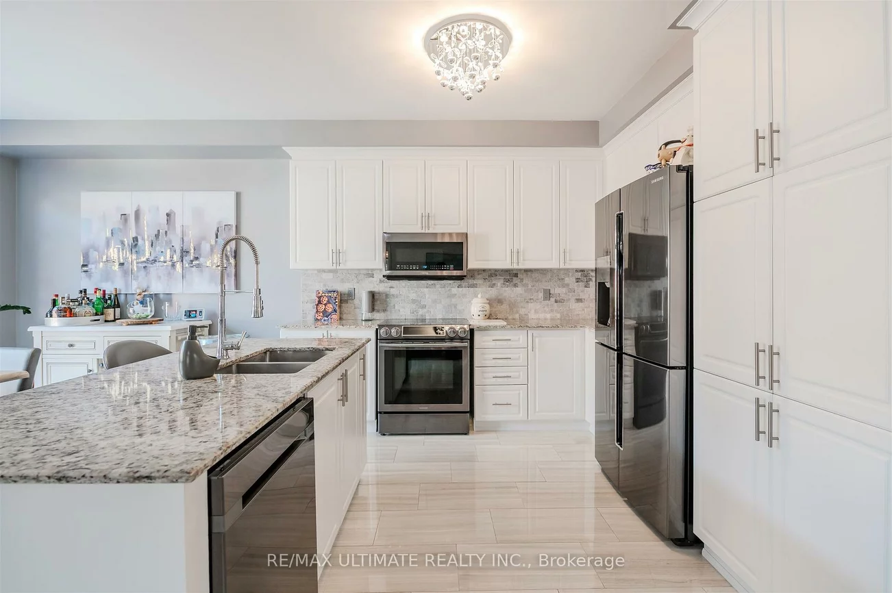 47, Lewis, Bradford, Bradford West Gwillimbury