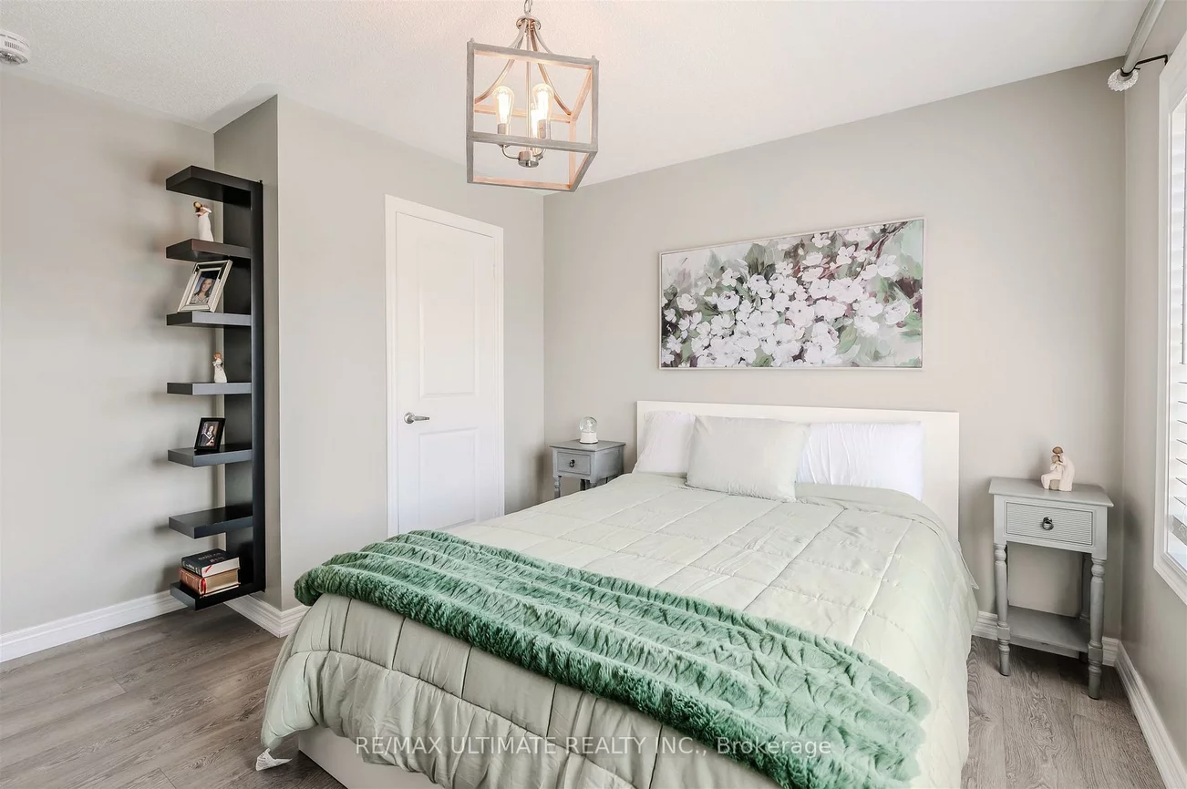 47, Lewis, Bradford, Bradford West Gwillimbury