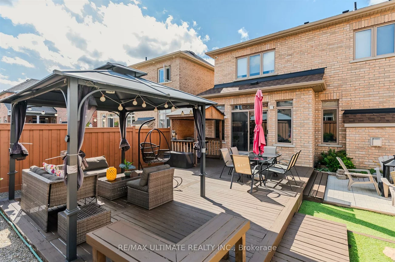 47, Lewis, Bradford, Bradford West Gwillimbury