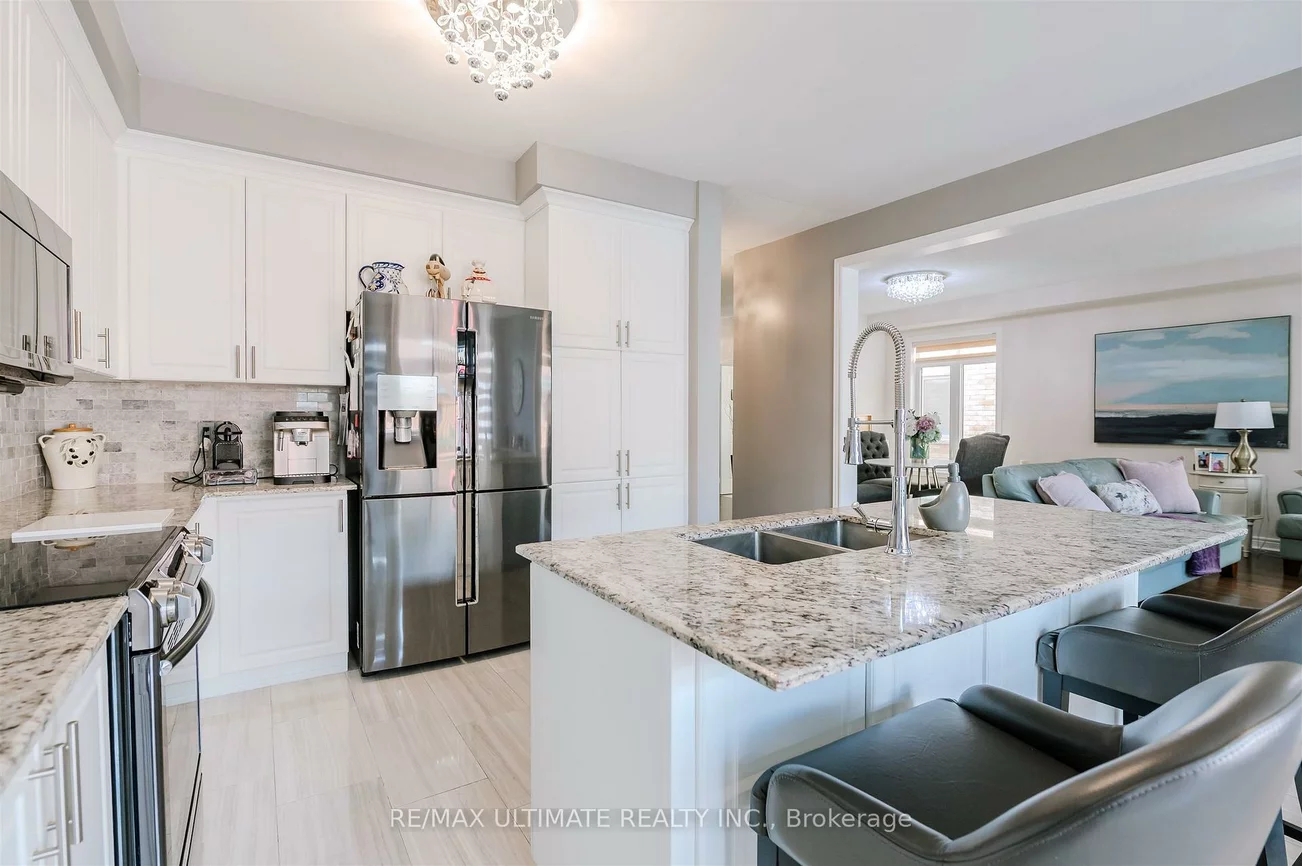 47, Lewis, Bradford, Bradford West Gwillimbury