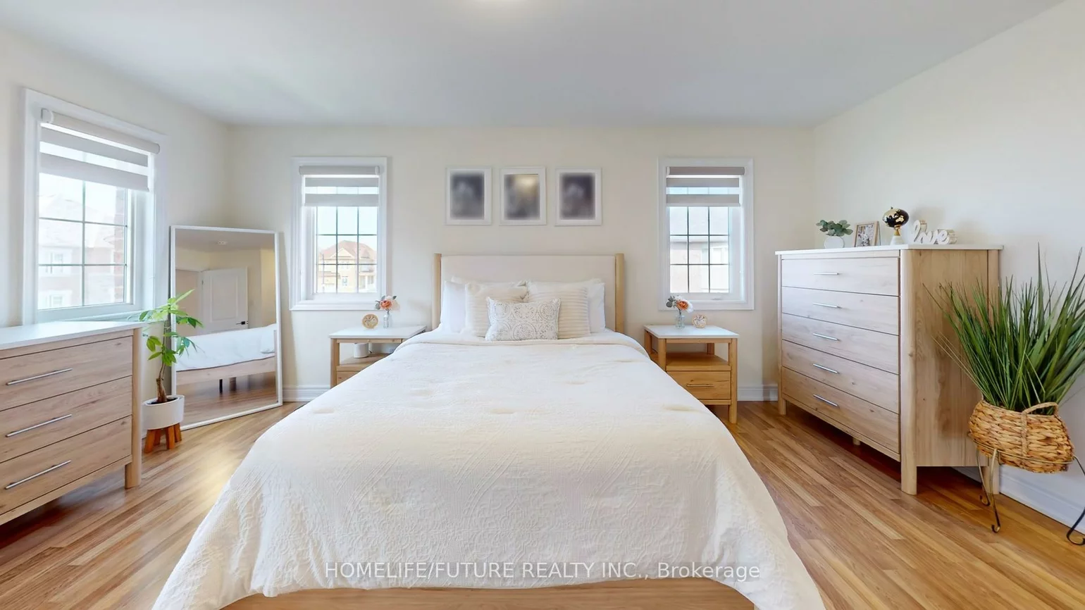 1009, Langford, Bradford, Bradford West Gwillimbury