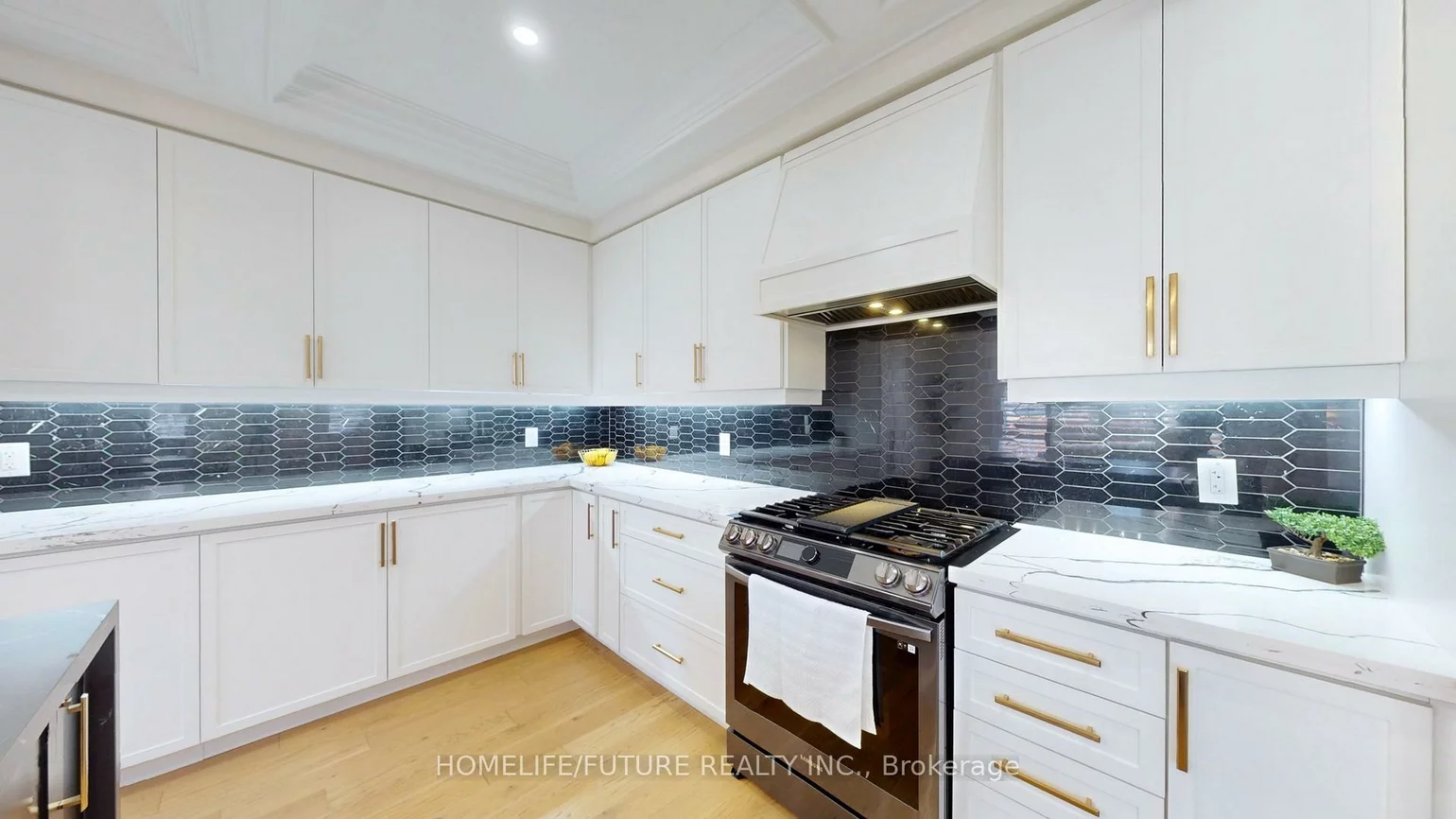 1009, Langford, Bradford, Bradford West Gwillimbury