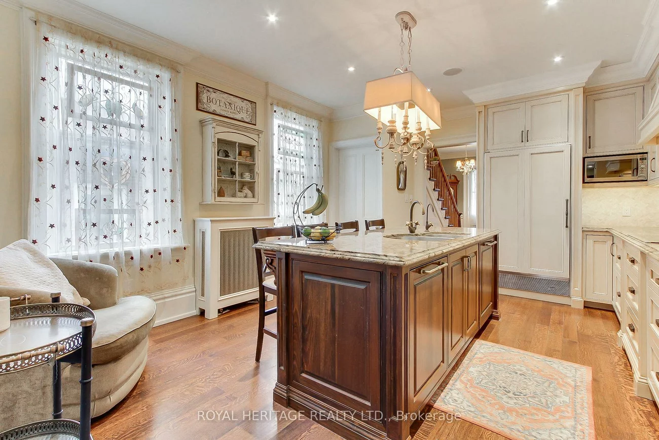 49, John, Bradford, Bradford West Gwillimbury