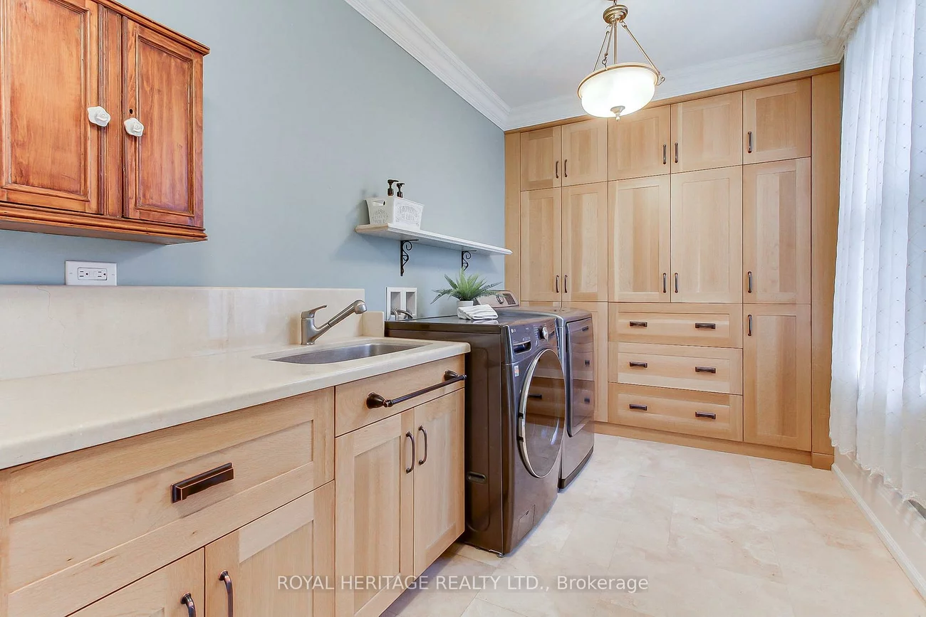 49, John, Bradford, Bradford West Gwillimbury