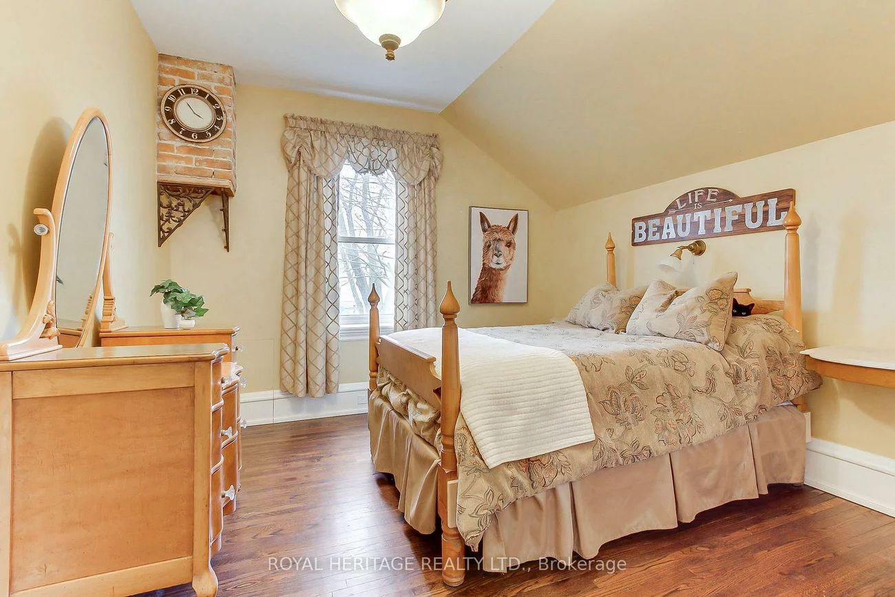 49, John, Bradford, Bradford West Gwillimbury