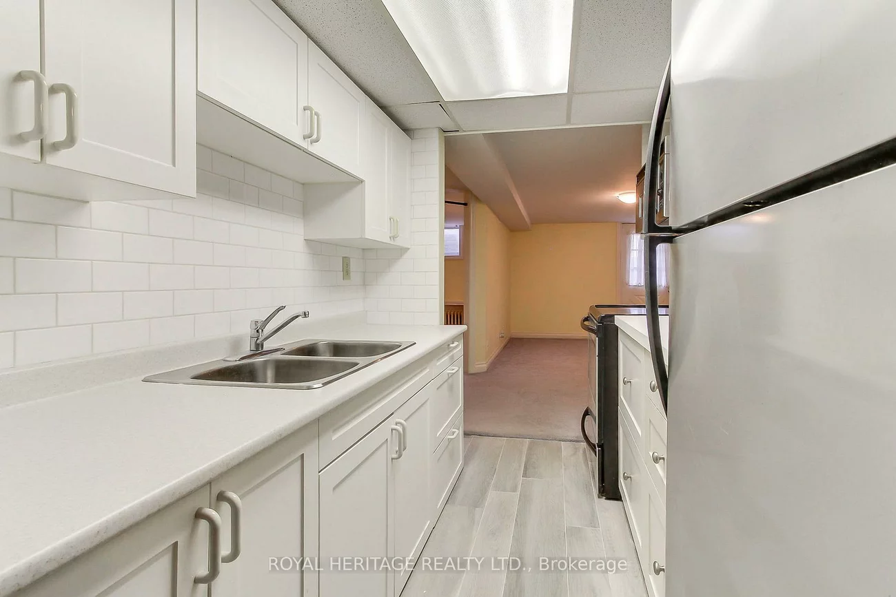 49, John, Bradford, Bradford West Gwillimbury