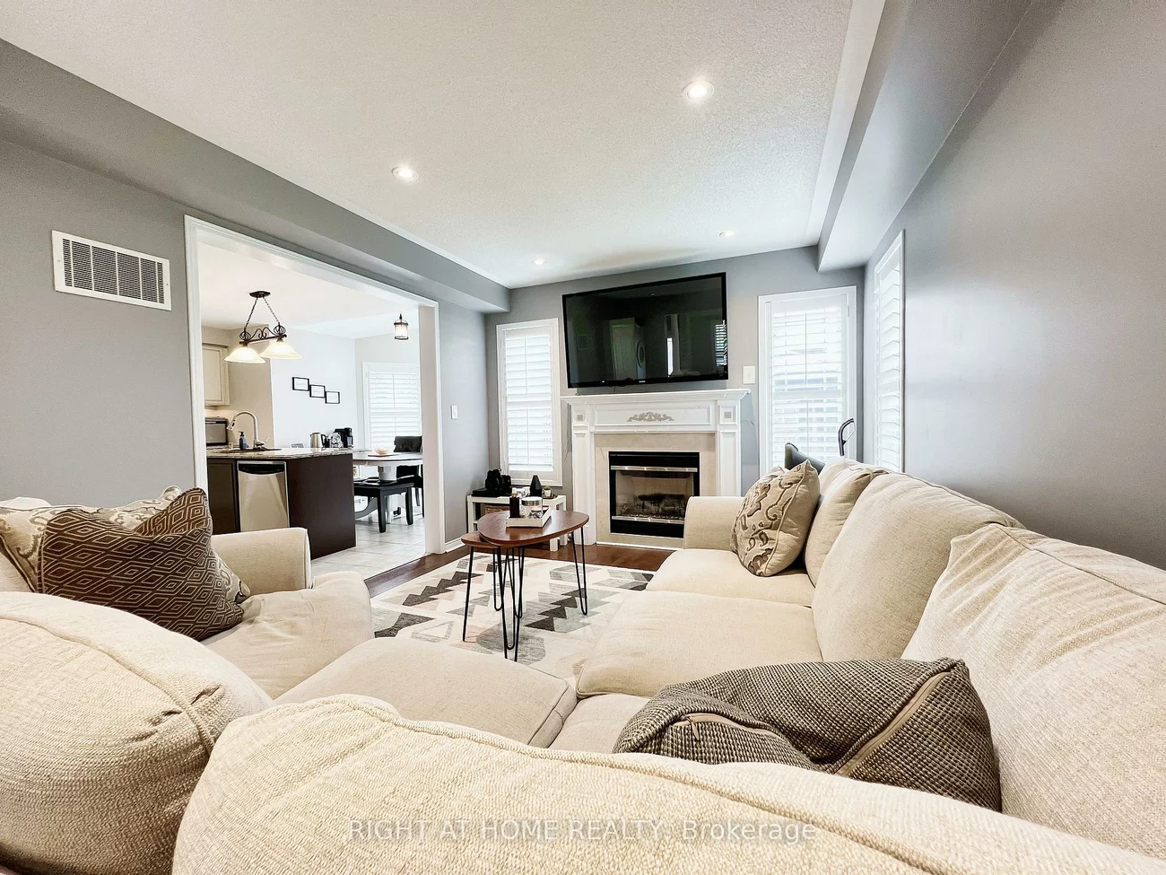 343, Miller Park, Bradford, Bradford West Gwillimbury