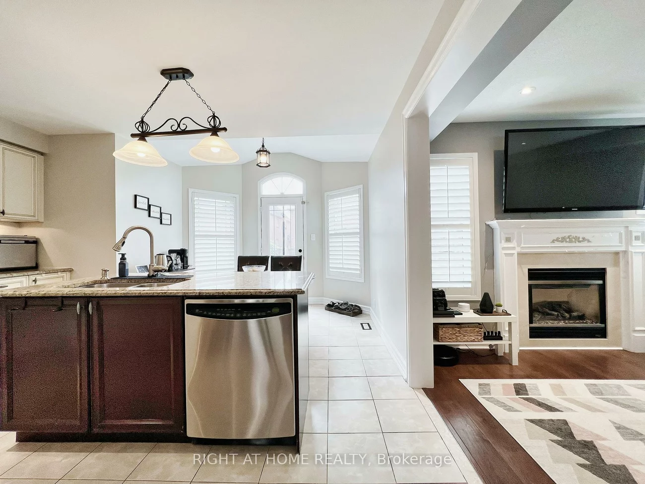 343, Miller Park, Bradford, Bradford West Gwillimbury