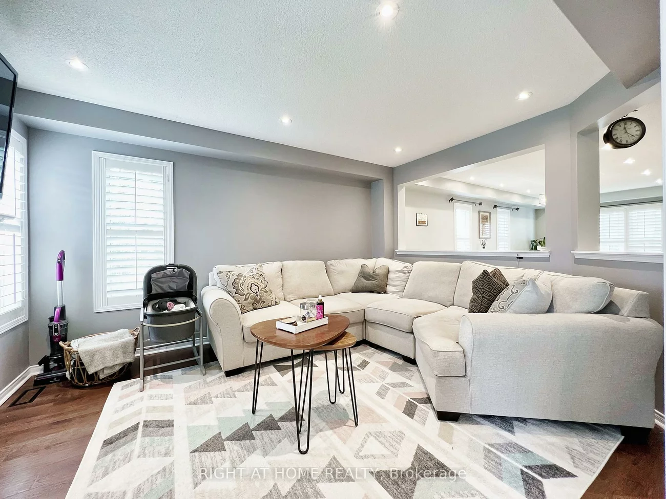 343, Miller Park, Bradford, Bradford West Gwillimbury