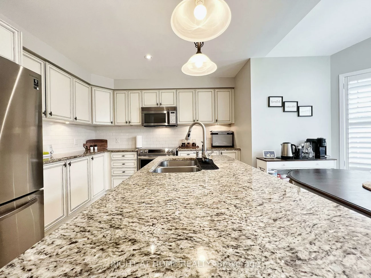 343, Miller Park, Bradford, Bradford West Gwillimbury