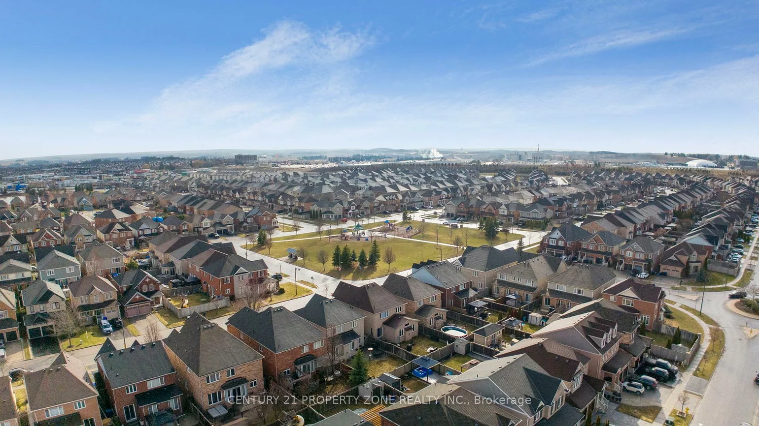 95, Blue Dasher, Bradford, Bradford West Gwillimbury