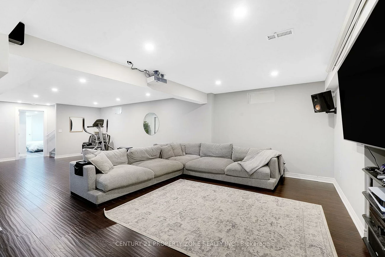 95, Blue Dasher, Bradford, Bradford West Gwillimbury