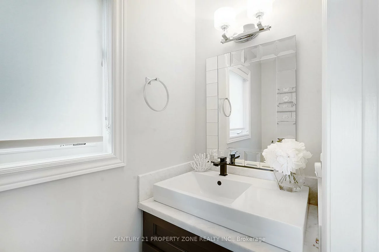 95, Blue Dasher, Bradford, Bradford West Gwillimbury