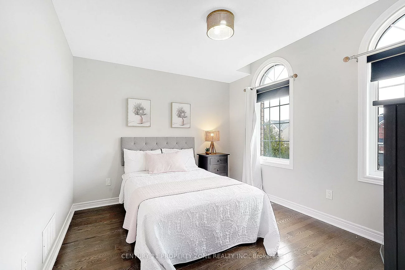 95, Blue Dasher, Bradford, Bradford West Gwillimbury