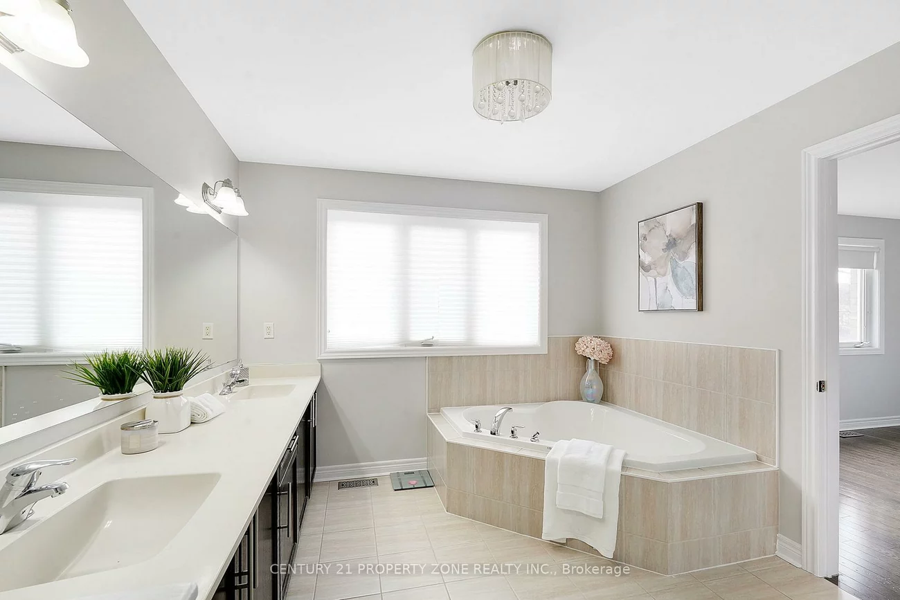 95, Blue Dasher, Bradford, Bradford West Gwillimbury