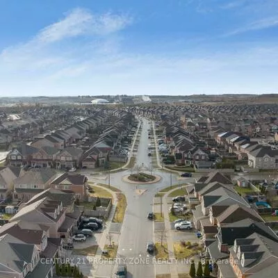 95, Blue Dasher, Bradford, Bradford West Gwillimbury