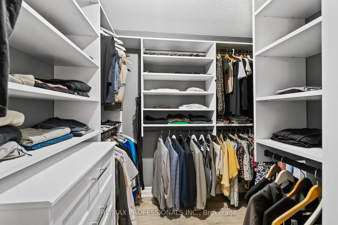 135, Professor Day, Bradford, Bradford West Gwillimbury