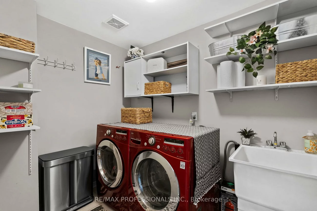 135, Professor Day, Bradford, Bradford West Gwillimbury