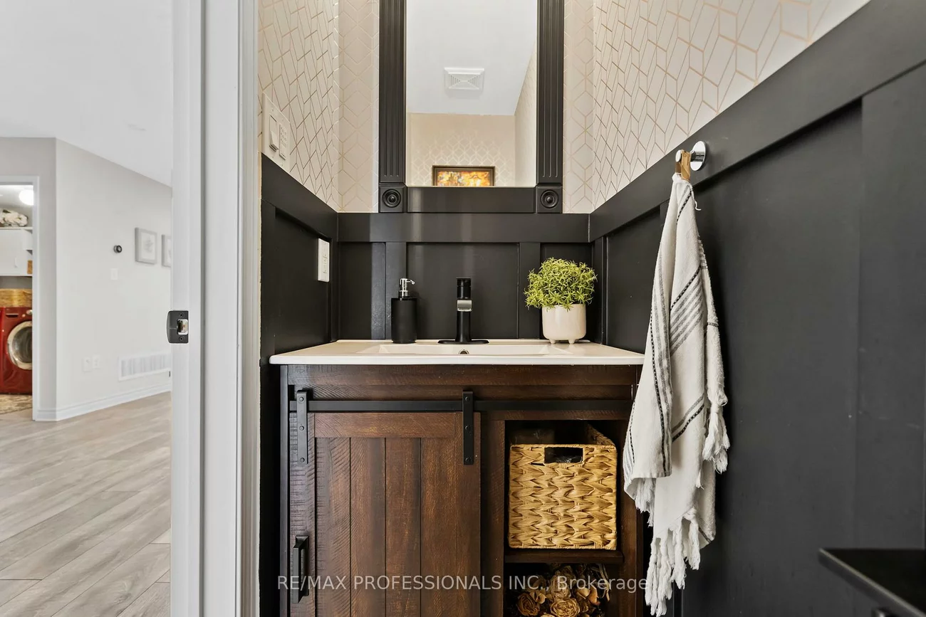 135, Professor Day, Bradford, Bradford West Gwillimbury