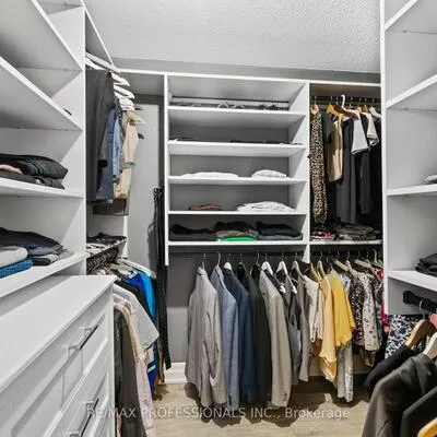 135, Professor Day, Bradford, Bradford West Gwillimbury