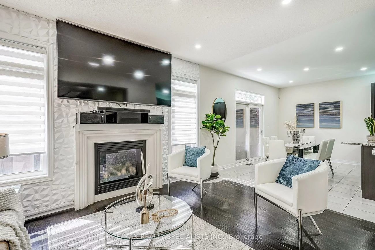 18, Rogers, Bradford, Bradford West Gwillimbury