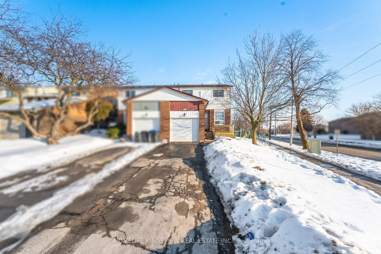405, Maplegrove, Bradford, Bradford West Gwillimbury
