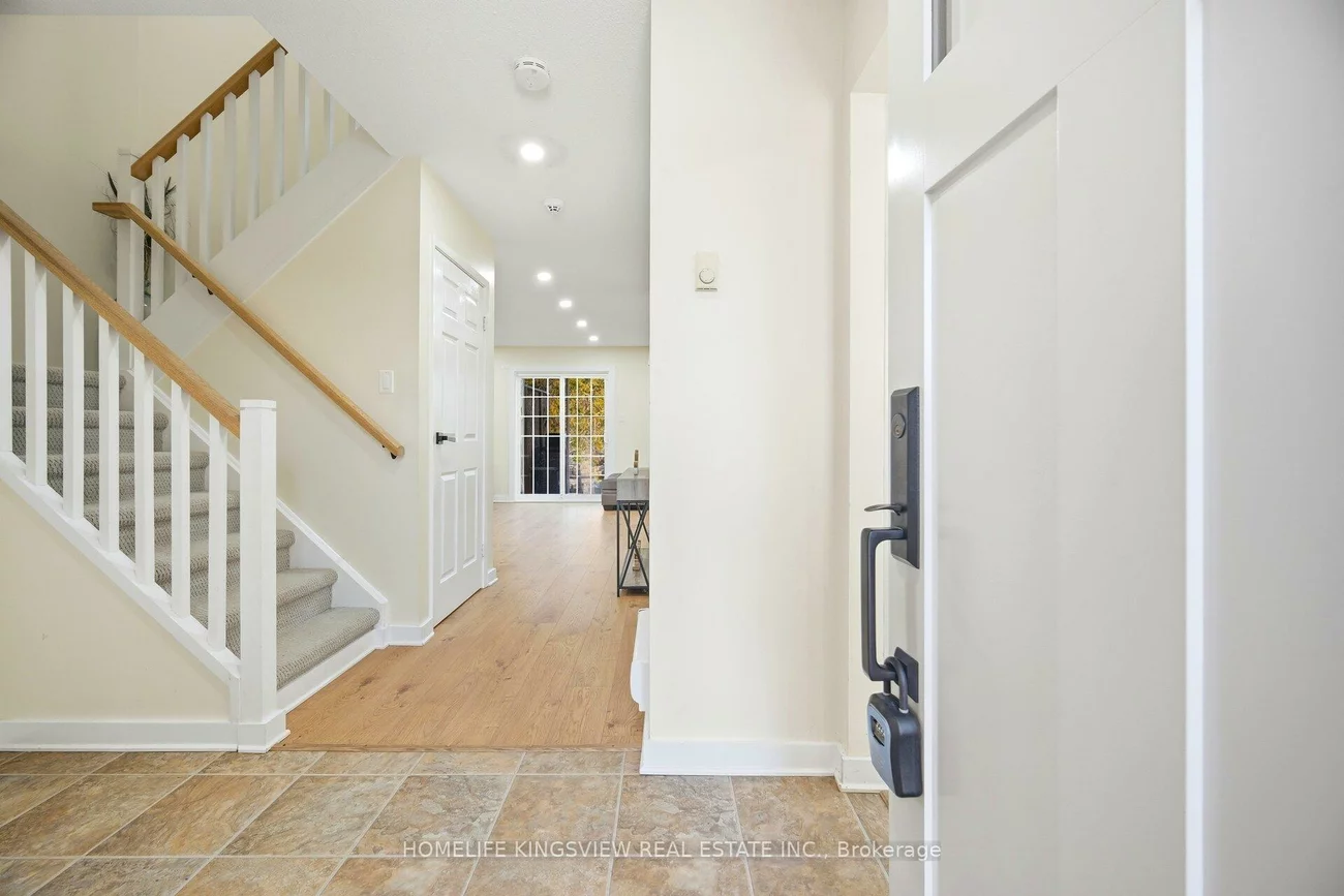 405, Maplegrove, Bradford, Bradford West Gwillimbury