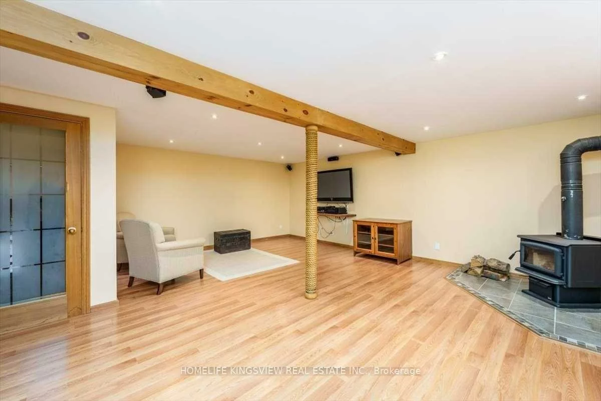 405, Maplegrove, Bradford, Bradford West Gwillimbury