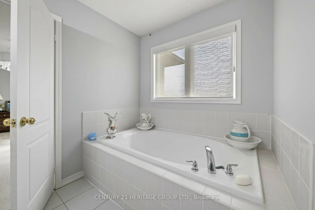 154, Richardson, Bradford, Bradford West Gwillimbury