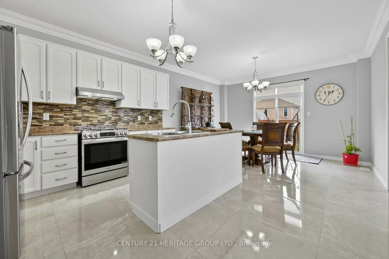 154, Richardson, Bradford, Bradford West Gwillimbury