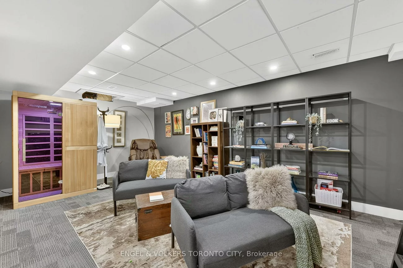 55, Faris, Bradford, Bradford West Gwillimbury