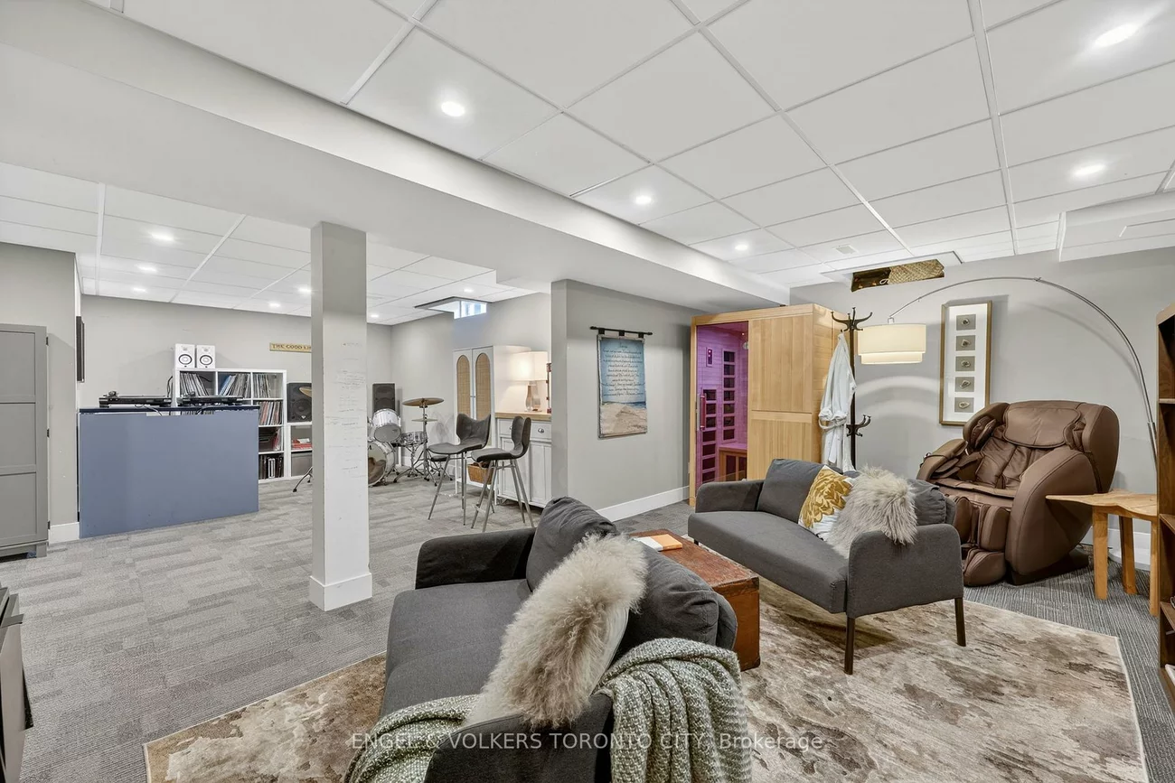 55, Faris, Bradford, Bradford West Gwillimbury