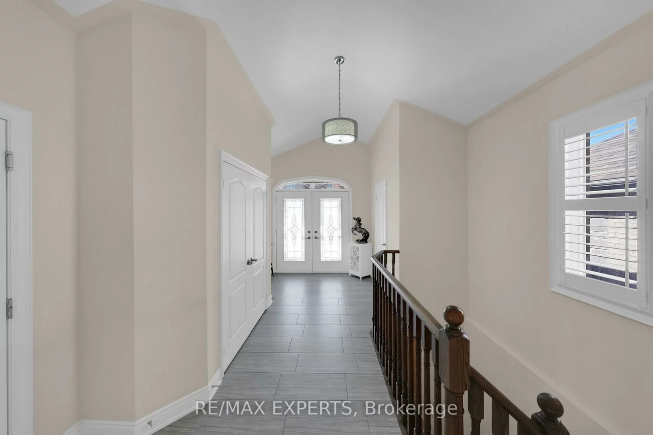 57, Hopkins, Bradford, Bradford West Gwillimbury