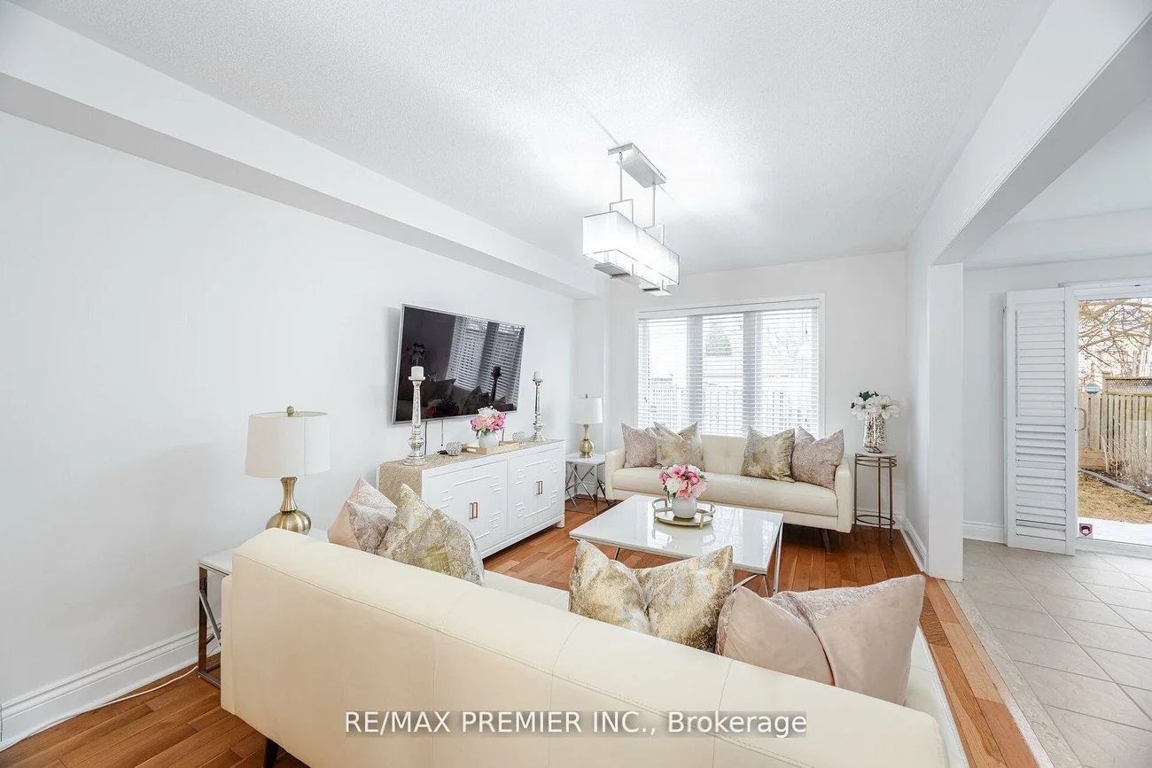 117, Professor Day, Bradford, Bradford West Gwillimbury