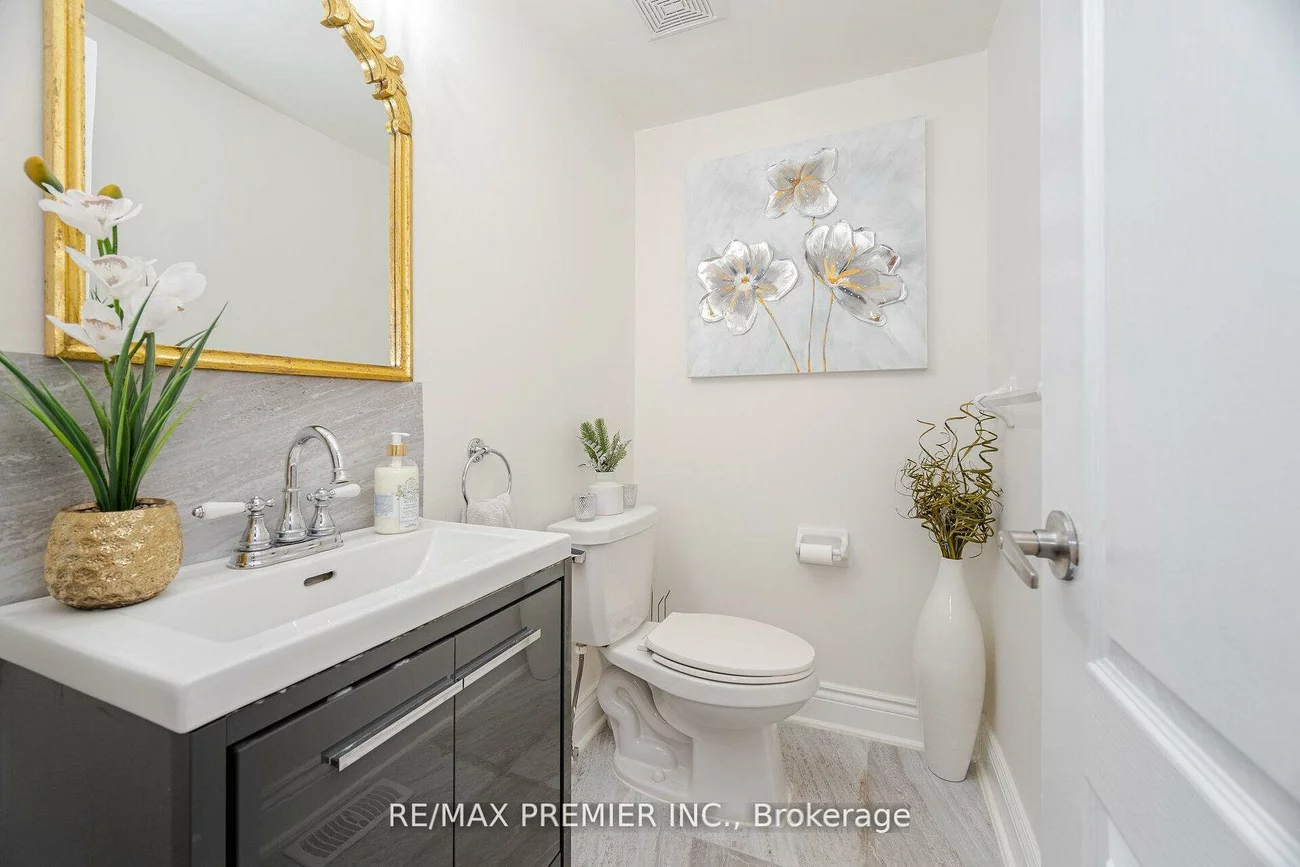 117, Professor Day, Bradford, Bradford West Gwillimbury