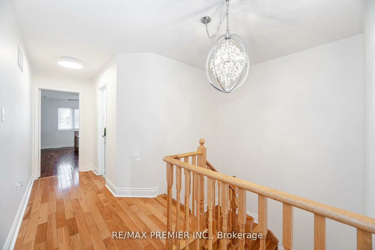 117, Professor Day, Bradford, Bradford West Gwillimbury