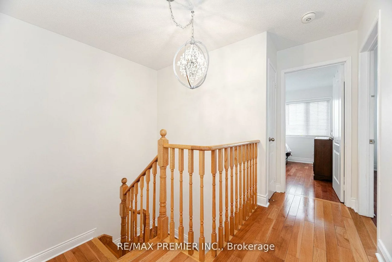 117, Professor Day, Bradford, Bradford West Gwillimbury