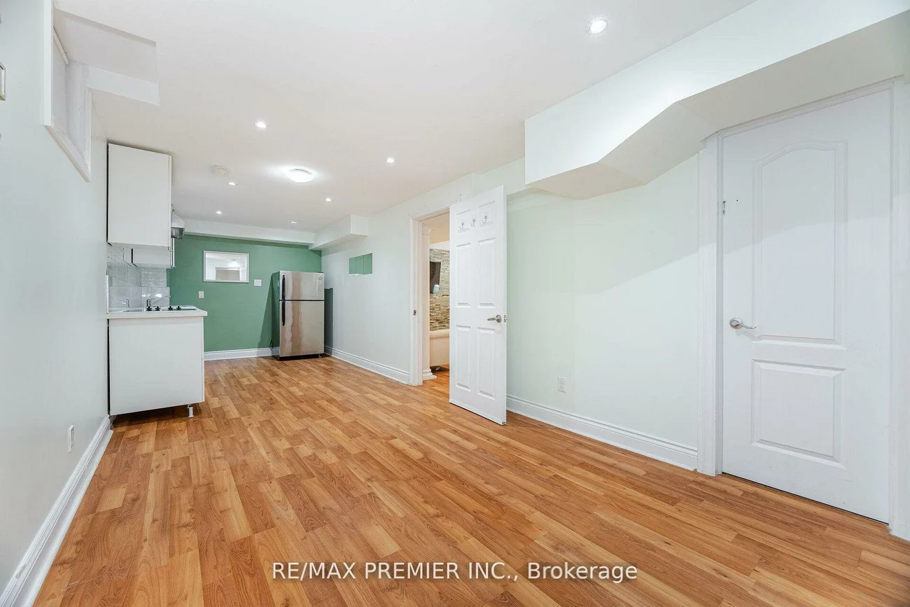 117, Professor Day, Bradford, Bradford West Gwillimbury