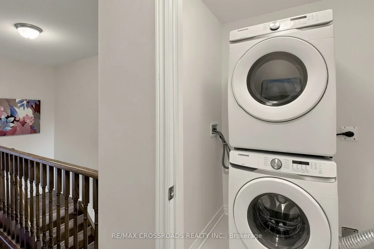 6, Angela, Bradford, Bradford West Gwillimbury