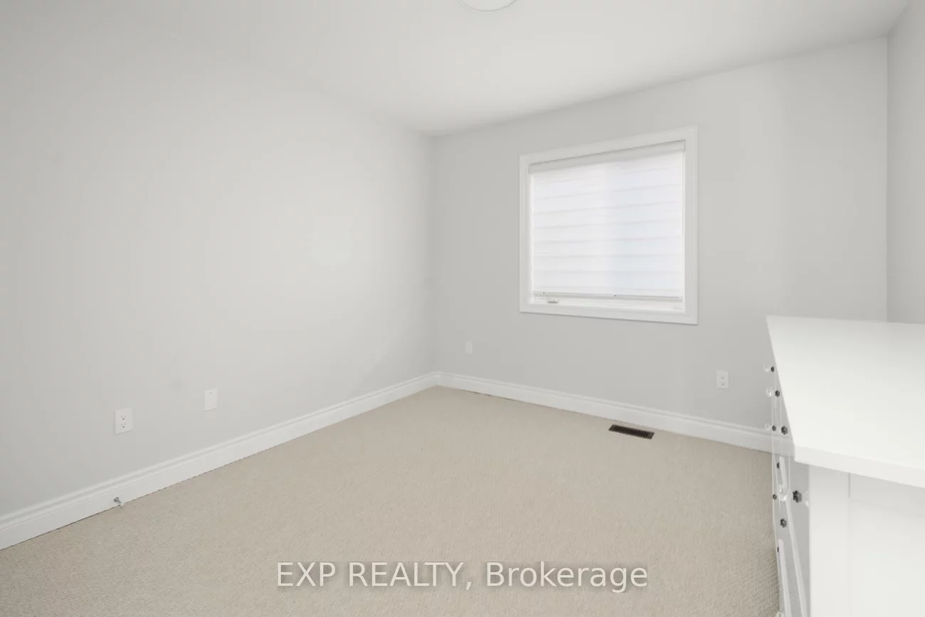 56, Lewis, Bradford, Bradford West Gwillimbury