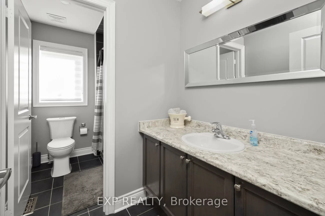 56, Lewis, Bradford, Bradford West Gwillimbury