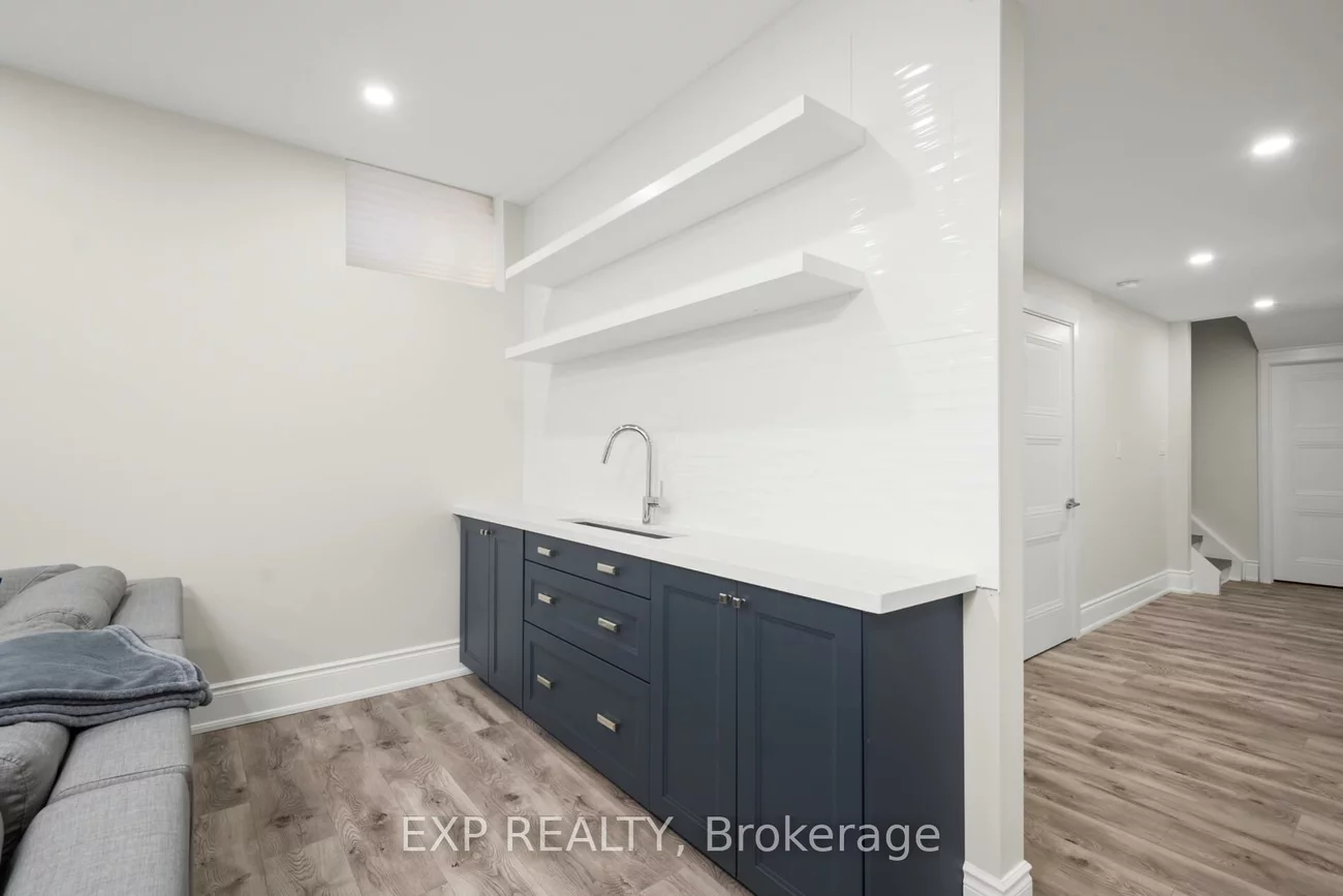 56, Lewis, Bradford, Bradford West Gwillimbury