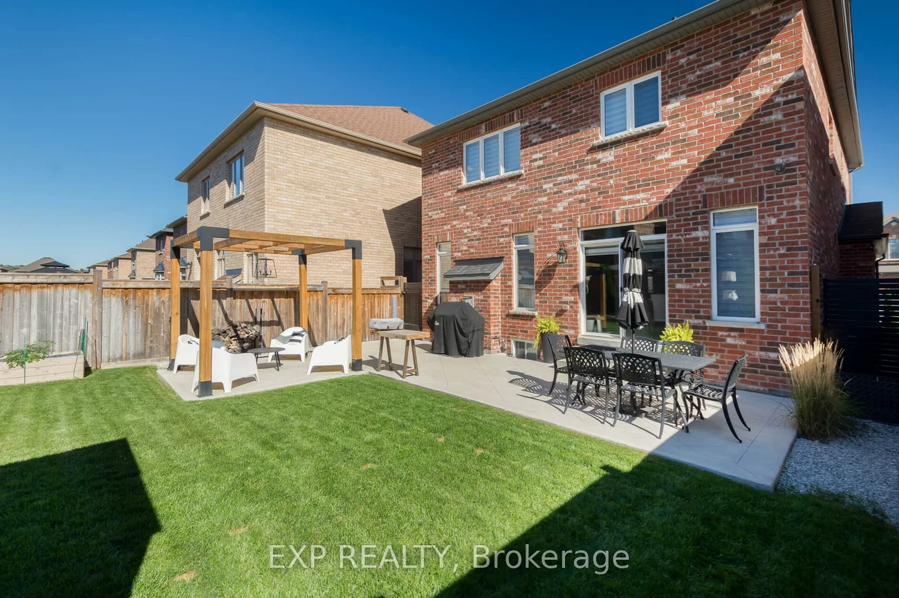 56, Lewis, Bradford, Bradford West Gwillimbury