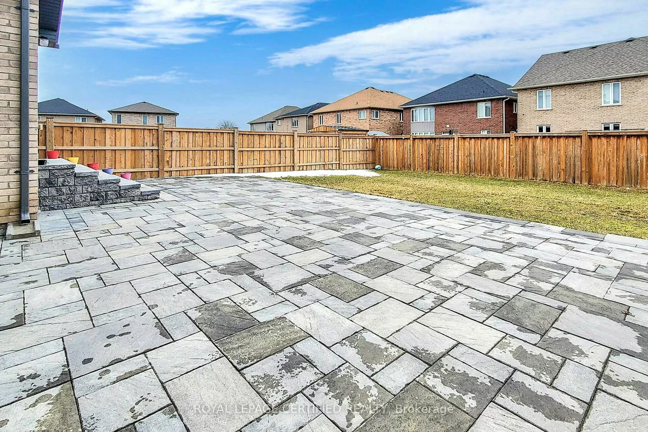 62, Heritage, Bradford, Bradford West Gwillimbury